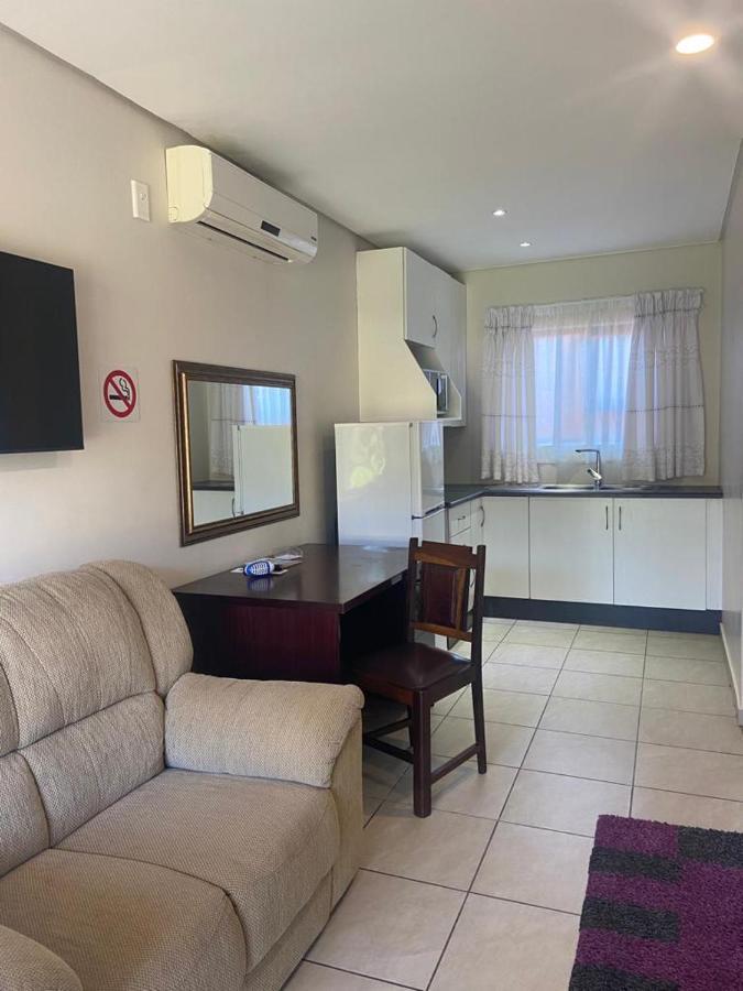 Botleng Guest House Boqate Экстерьер фото